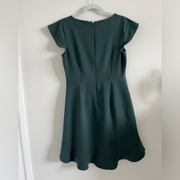 Green Loft Dress — size 0 - Picture 3 of 3